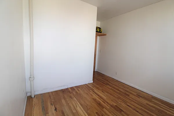 Rented by Compass | media 40