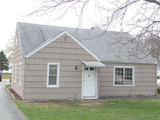 3 Bedroom -Waterfront