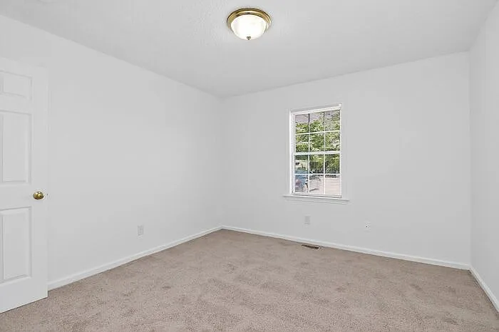 93 Sunderland Rd SW — Photo 24