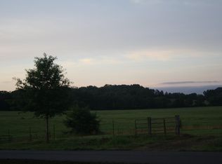 417 Reasoner Ln, Russellville, AR 72802