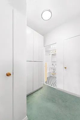 Sold by William Raveis Real Estate | media 9