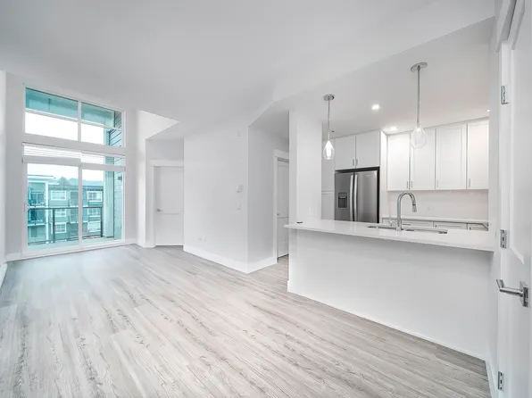 2180 Kelly Ave #3612, Pt Coquitlam, BC V3C 0L1