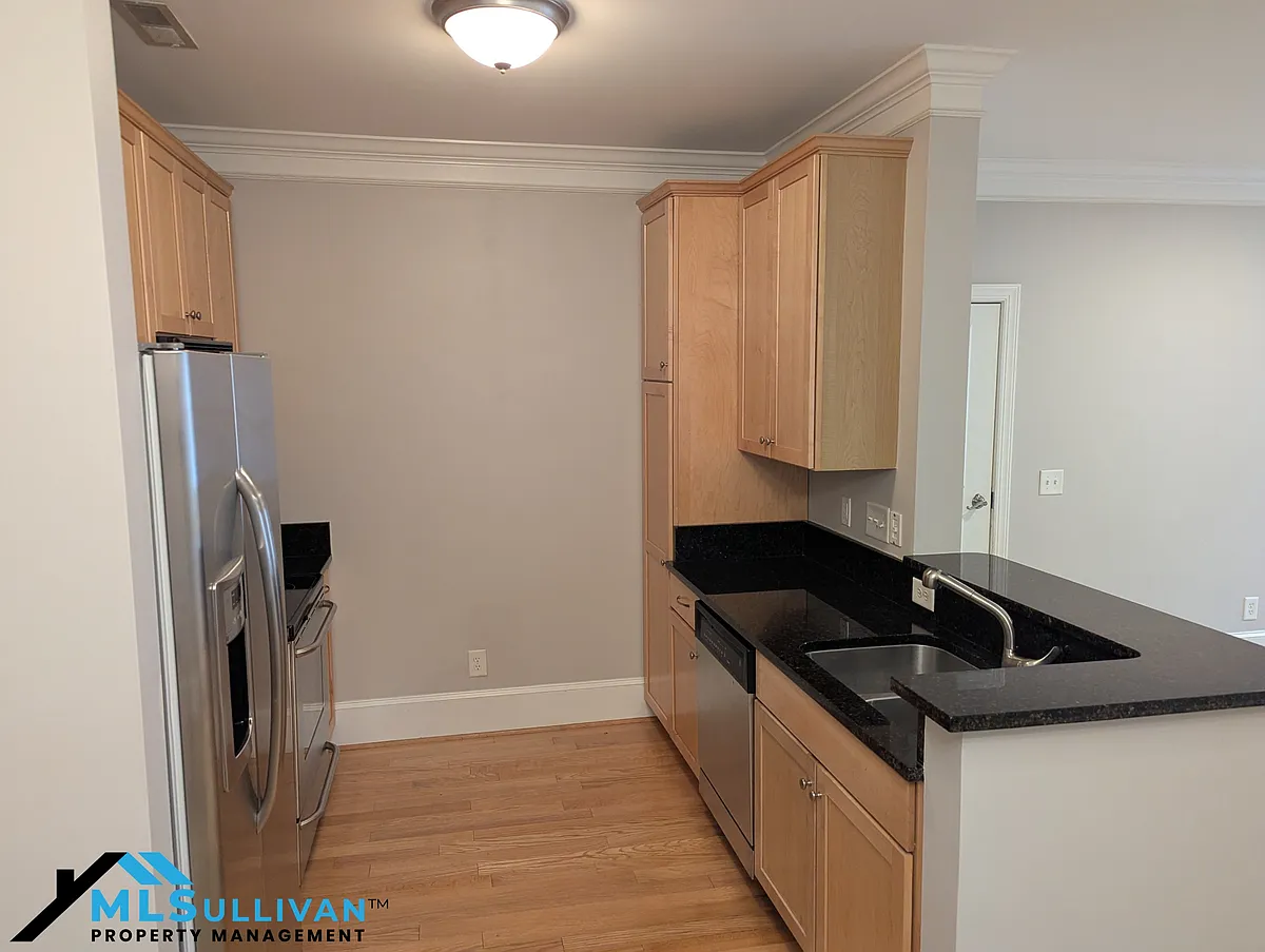 Building Photo - 401 Finsbury St #200-1
