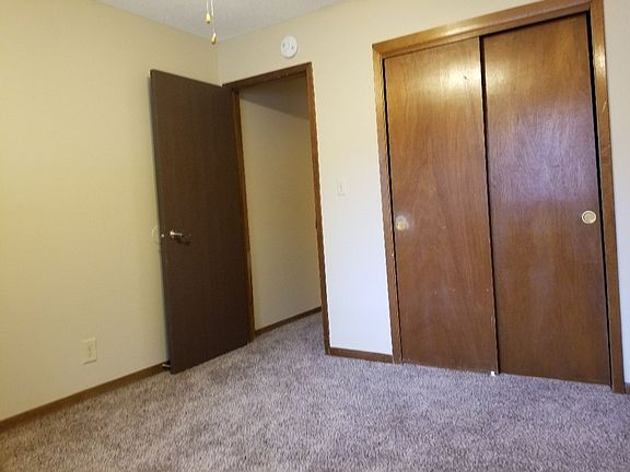 2nd image of 1616 Vine St APT 1