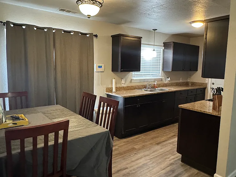 803 S Wyoming Ave — Photo 5