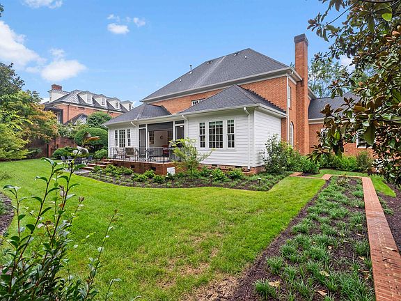 5th image of 504 Hidden Hills Dr