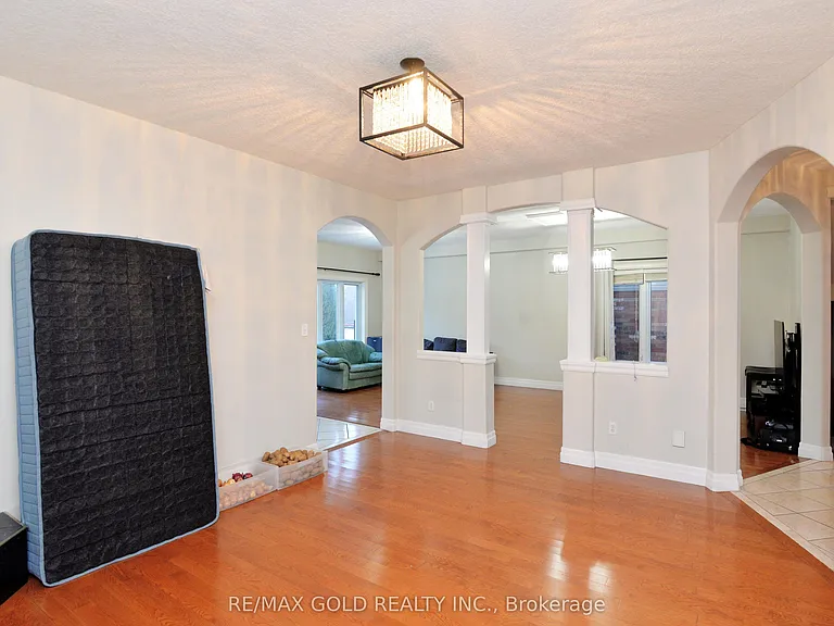 230 Doon Mills Dr — Photo 11