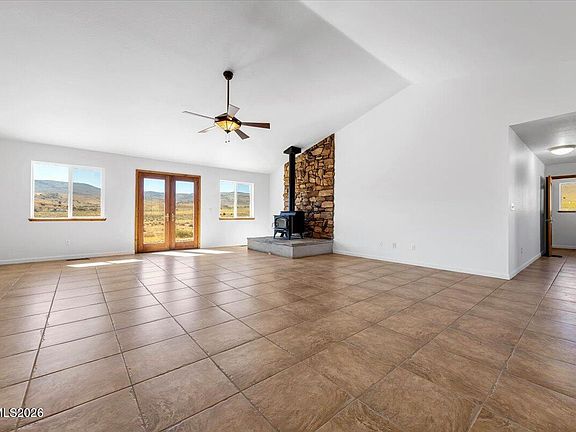 3rd image of 555 Serenity Pl