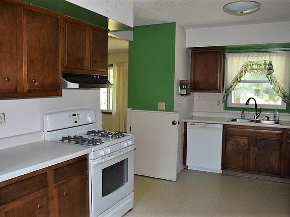4th image of 1113 Grant St