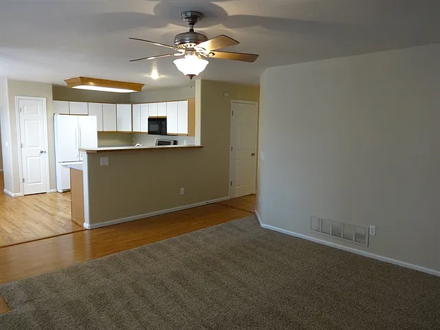 4057 S Kirk Ct — Photo 8