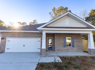 916 Linden Ave, Niceville, FL 32578