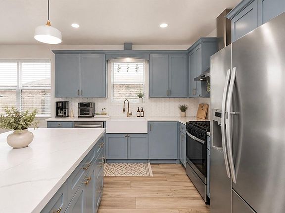 4th image of 24834 Puccini Pl