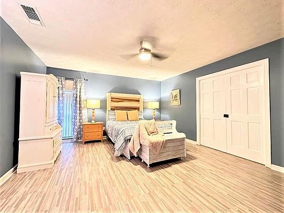 2nd image of 2847 SE Pace Dr