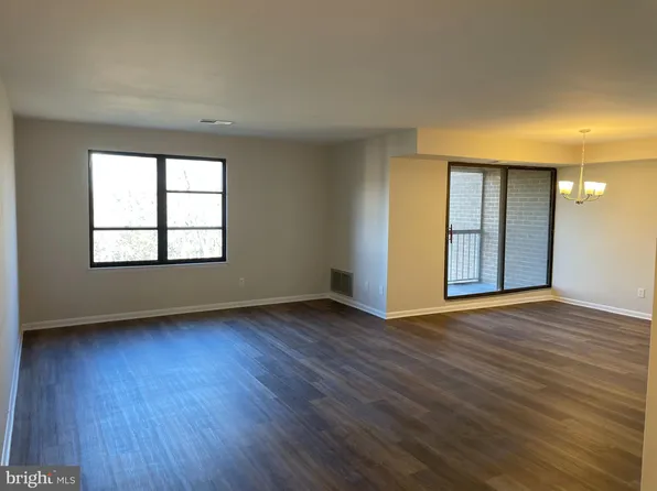 6317 Park Heights Ave Unit 515, Baltimore, MD 21215