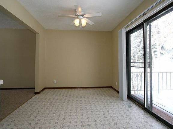 4th image of 14318 Grant St