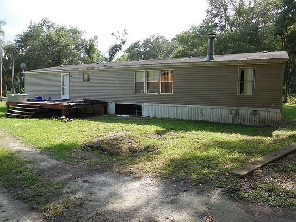 5th image of 3931 NE 212th Ct