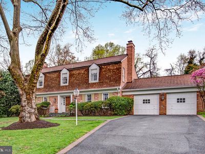 6745 Newbold Dr, Bethesda, MD, 20817