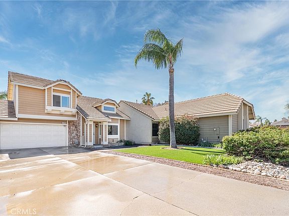 3rd image of 12283 Mint Ct