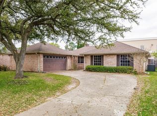 4911 Eagle Trail Dr, Houston, TX 77084