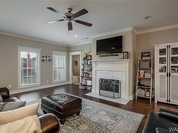 4th image of 12696 Leatha Cir