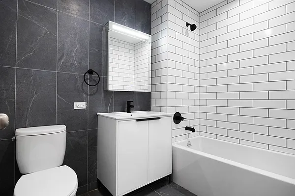 Rented by Marquis Real Estate Services | media 11