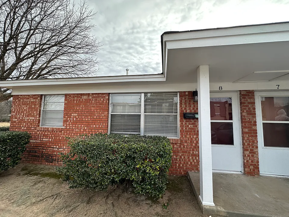 500 Stinson St