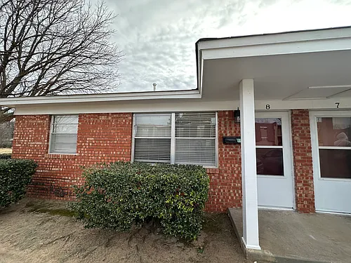 500 Stinson St Photo 1