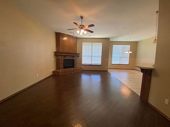 3rd image of 509 Allison Ln
