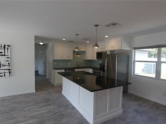 5th image of 5501 Turin St #1