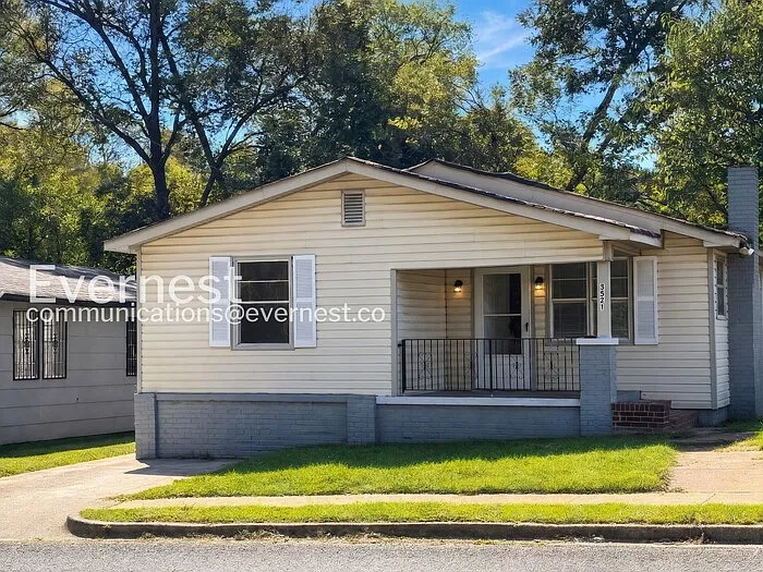3921 Rutledge Ave SW