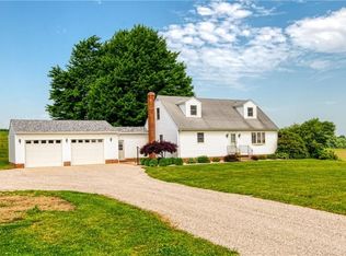 797 Trump Rd NE, Hartville, OH 44632