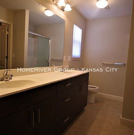 5th image of 9320 N Robinhood Ave #0