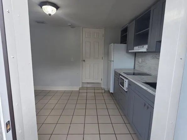 3884 NW 2nd St, Miami, FL 33126