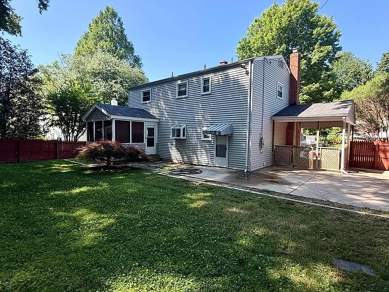14605 Nadine Dr — Photo 29