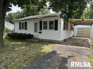 844 N Diamond St, Jacksonville, IL 62650