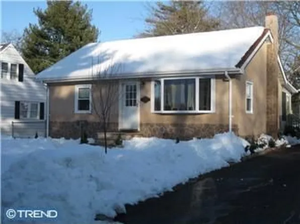 310 Bennett St, Roebling, NJ 08554