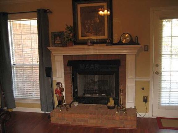 4th image of 4654 Cedar Hills Dr