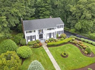 29 Hickory Hill Ln, Framingham, MA 01702