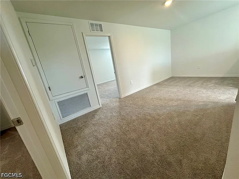 11812 Cloverly Ln — Photo 29