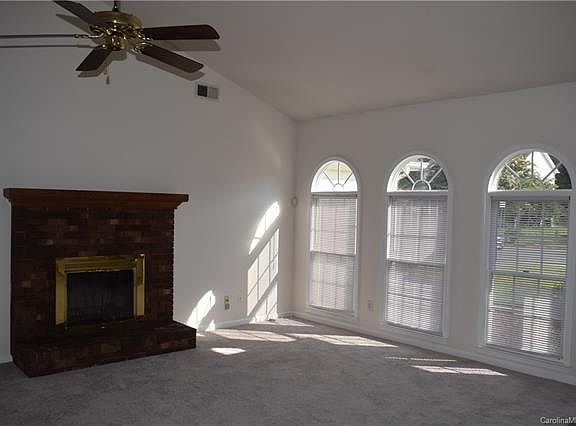 5th image of 2937 Emerald Meadow Ln