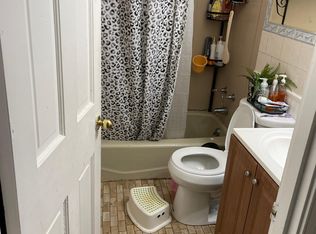 124 Wilmot Rd, Hamden, CT 06514