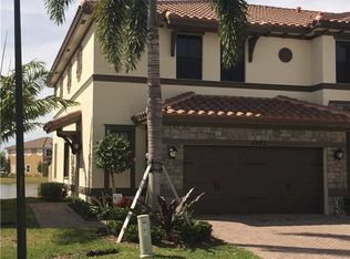 8453 Lakeview Trl, Parkland, FL 33076