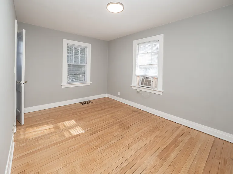 627 S Rose St #2 — Photo 10