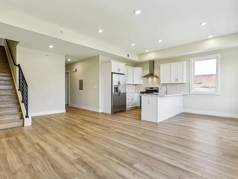 611 Communipaw Ave #C