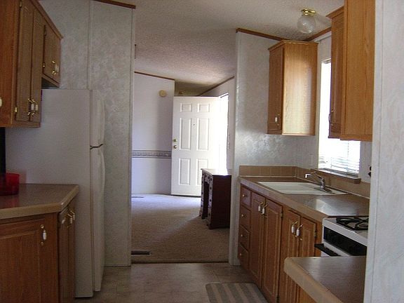 Kitchen to living room