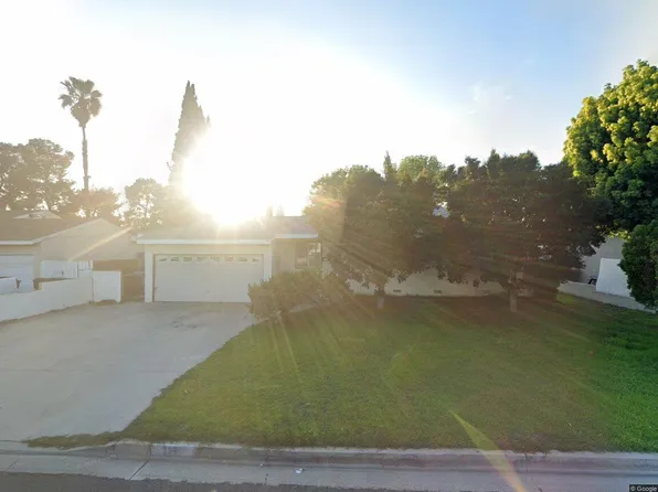 113 N Carol Dr, Anaheim, CA 92801