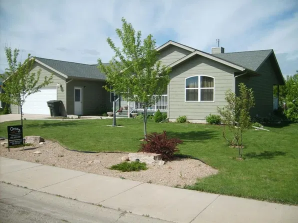 1906 7th Ave, Belle Fourche, SD 57717