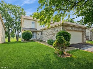 1232 Bellevue Dr UNIT 1, Dekalb, IL 60115