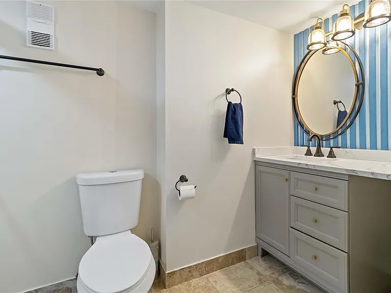 1500 Park Beach Cir #2F — Photo 21