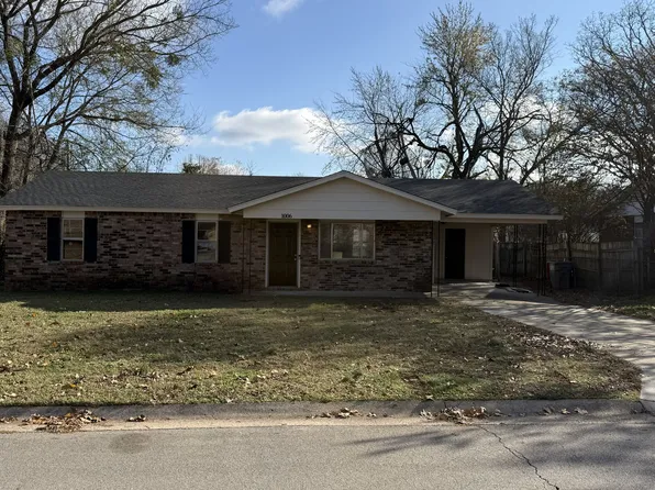 1006 Pattie Ln, Barling, AR 72923